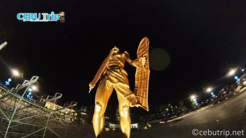 cebutrip_net's tweet photo. Explore Mactan Shrine in VR360 Street View!
Check out the park at night ✨
Watch it on YouTube: https://t.co/MCrSLYguC7
Take a virtual walk here https://t.co/lVO5ACpbZk
#MactanShrine #Mactan #Cebu #Cebutrip https://t.co/UQZk0NcInR