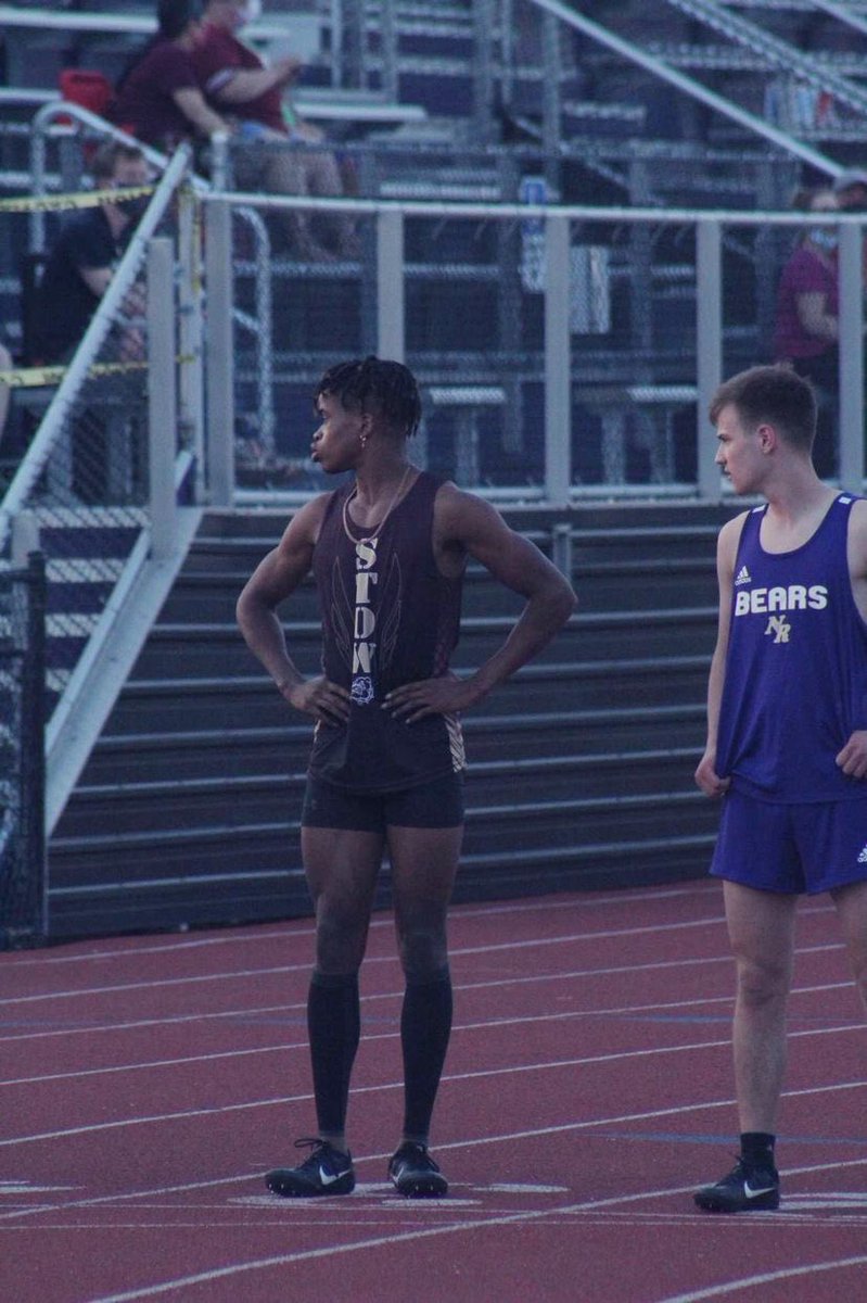 brycetu95544746's tweet photo. This year I’m chasing something bigger than just opponents 👟🦾🤷‍♂️#stowstrong https://t.co/0kR4FCXVNk