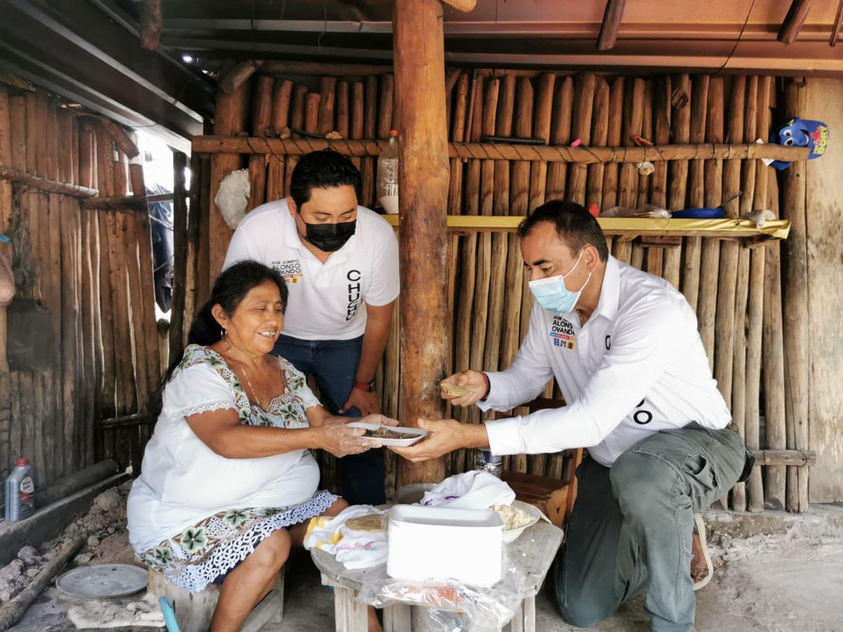 Es un privilegio contar con su confianza y que nos reciban con un rico Chilmole y tortillas a mano... #DeliciasDelSur 😁

#YoSiSoyDelSur #VaPorElSur #VaPorMéxico