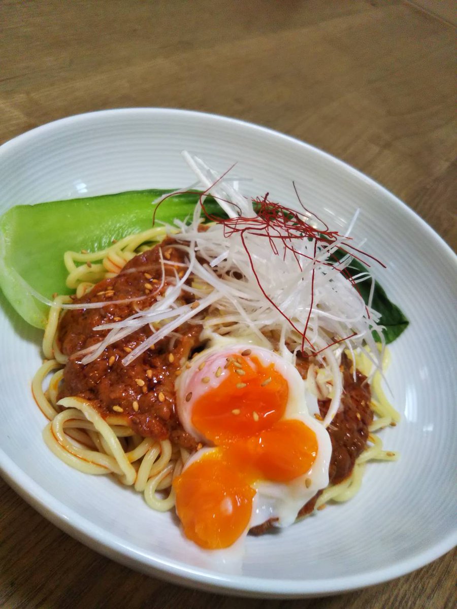 Dashike_Oiya's tweet photo. お昼ごはん✌️
おいやおいやー💪
https://t.co/kjDzPurvZo
#カレーの辛いのは苦手 https://t.co/ePoWod4Lg9