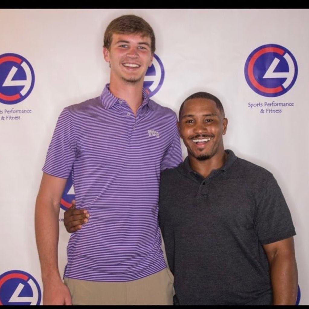 seancooper_C4's tweet photo. Happy Birthday to The Ambassador @BlakeNowell You trusted it when it was nothing but a Vision. Champions leave everything better than they found it that’s what you’ve done & Created. HBD My guy Keep Working.
#C4Family #OverlooKedtoOverbooKed https://t.co/rWjSrwcsRh