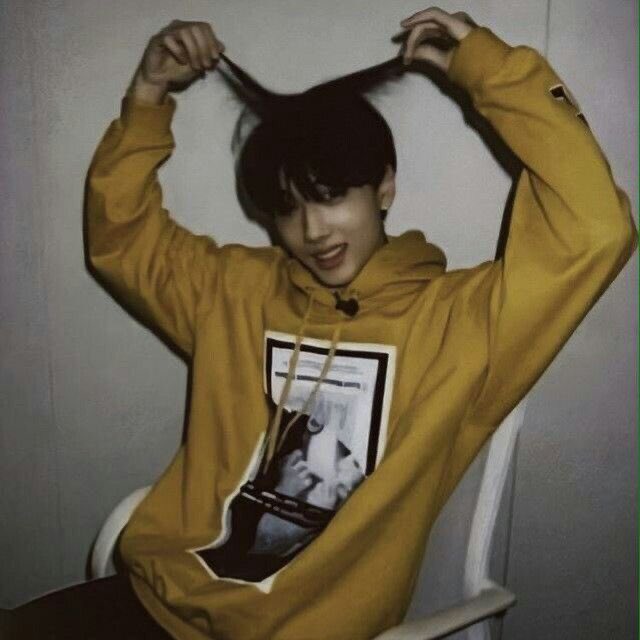 Park Jisung - the chill type of boyfriend, acts as a babie in your relationship because he loves how you make him feel special and important, he loves to have deep talks with you and that’s what makes him more manly and you also love how he thinks about the words he will say