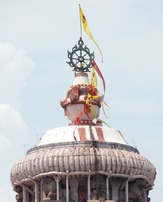 Second, the longest Shikara made of 8 alloys holds a Sudharshan Chakra which is 36 feet in circumference. This Chakra faces the avid watcher irrespective of the direction. this is still a unsolved mystery of the mandir how it's happen ?