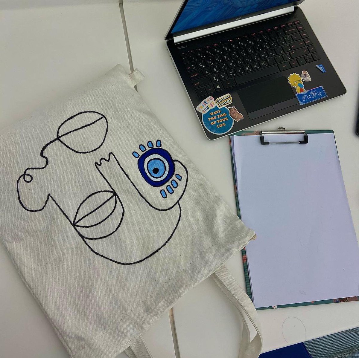 Codinglab_'s tweet image. Photo shots 📸