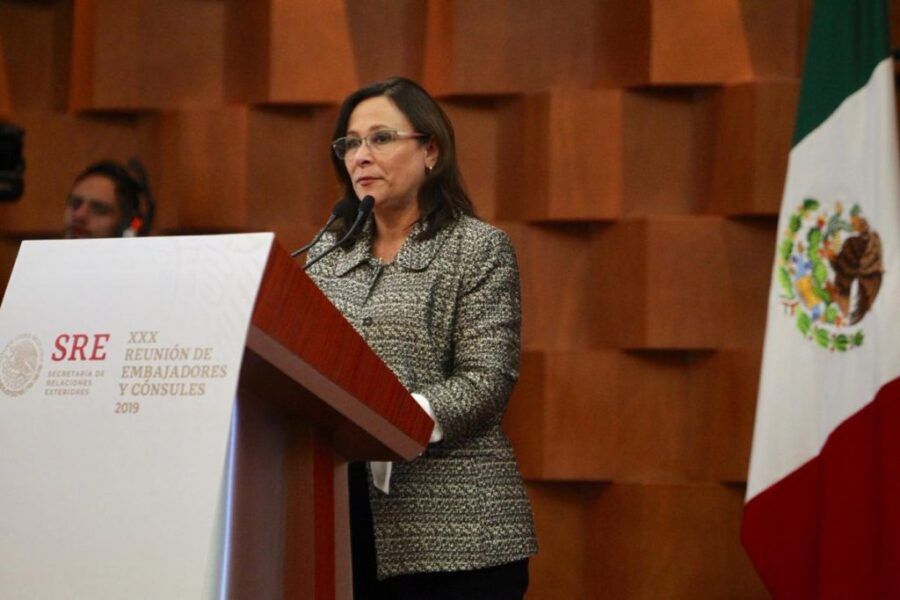 IEnergyMagazine's tweet photo. #DOWNSTREAM | Nahle acusa a estaciones de servicio de quedarse con estímulo fiscal a gasolinas
https://t.co/UX3JvPMQPj
#RocioNahle #EstacionesdeServicio #EstimuloFiscal #IEPS https://t.co/VBknbPMhjY