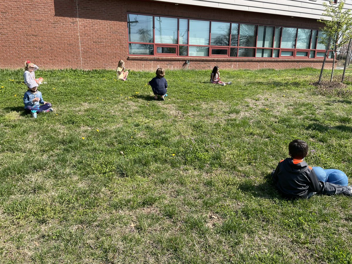 Mrs. Carpenter tweet media