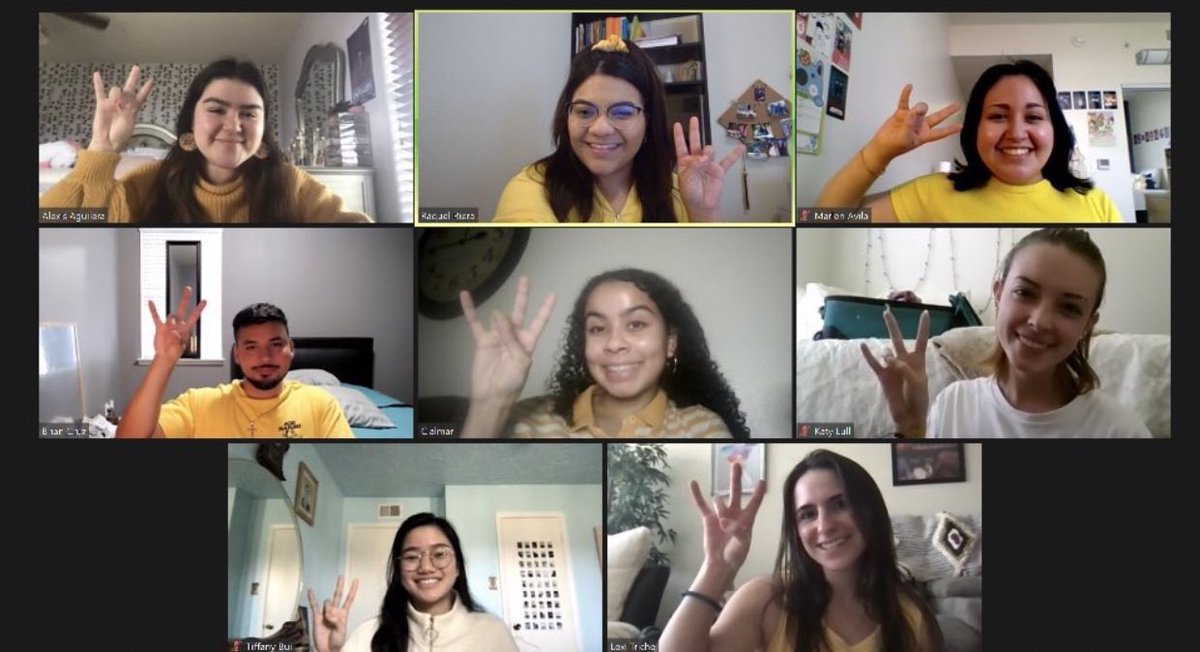 lex23a's tweet photo. #whycamp- so you can meet all of the amazing yellow camp counselors 🌟
@UHCubCamp #CubCamp2021 #uh25 also crew applications open today!! 💛💛🤩 https://t.co/n8jS3TPYVq