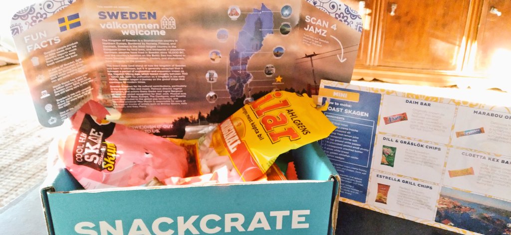 ElizabethTrou14's tweet photo. #snackcrate. Brought the Fam Bam together for good snacks and fun facts about Sweden (music included). Win Win for mom🥰 https://t.co/DqHnHisdiC