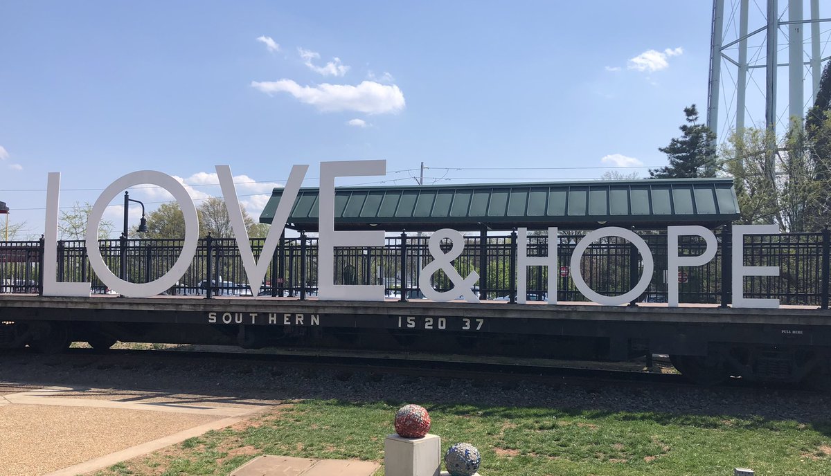 Spent some time wandering around <a href="/CityofManassas/">Manassas VA</a> in the beautiful weather this afternoon - instagram.com/p/CNYPkQYBcO-/…
