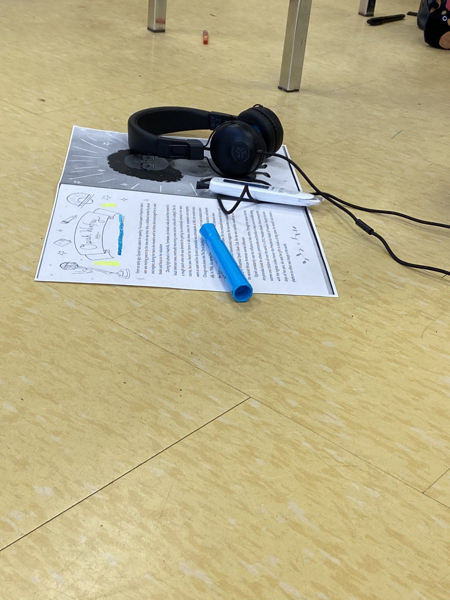 JudySackville's tweet photo. Scan text w #readerpen, listen back to the paragraphof text &amp; highlight words you had trouble w Helps self identity tricky words,build repetitionto learn them, realize how many words you do know Gr4 &amp;5 students w significant LD in reading &amp; they get it! #inspiring @ScanningPens https://t.co/HMzvUOu9Bu