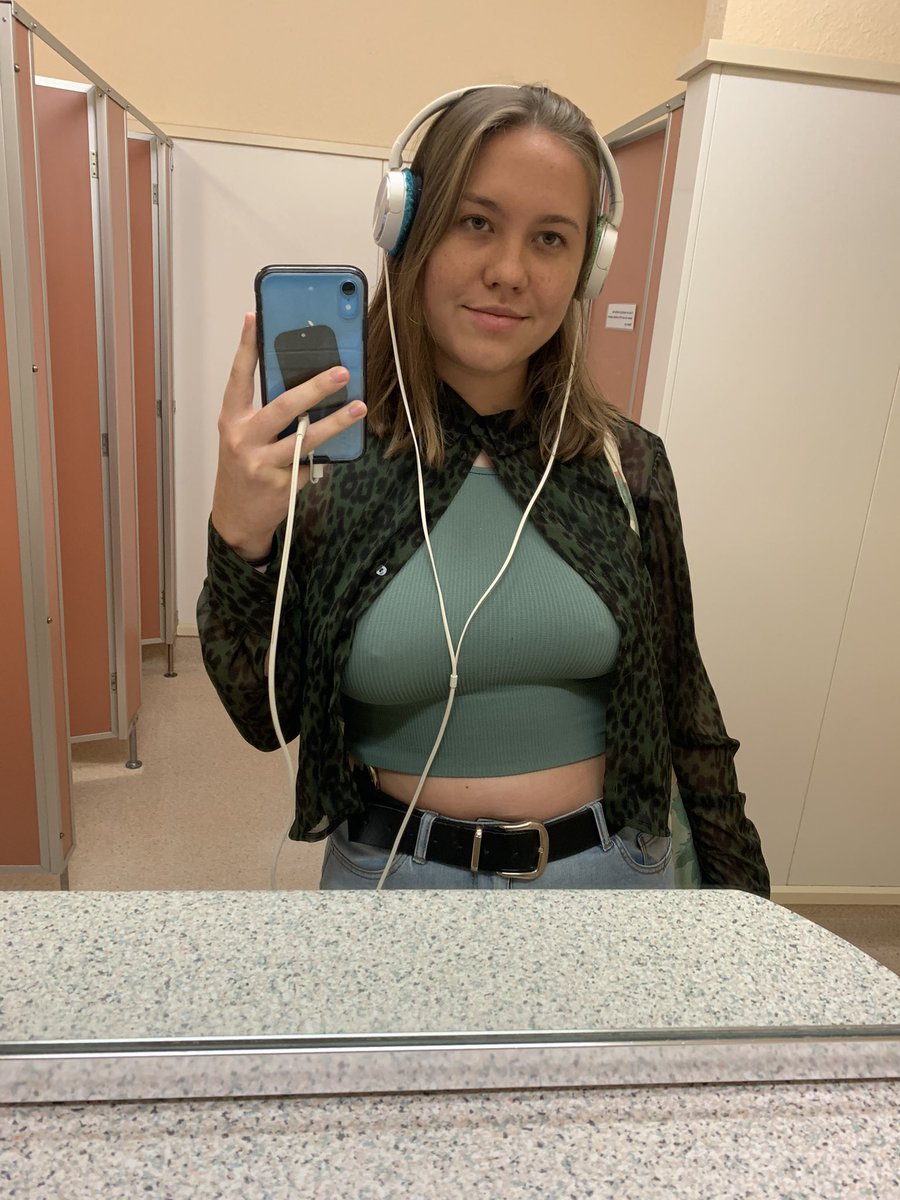 while i am very loved by my parents i 100% would not be so confident in my skin and be comfortable killing it in the clothes i wear now that i don't live with them so i'm sending good vibes for my sister and other people still living at home that feel they aren't good enough