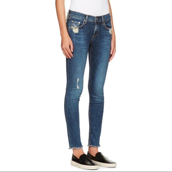 designers4acure's tweet photo. So good I had to share! Check out all the items I'm loving on @Poshmarkapp #poshmark #fashion #style #shopmycloset #ragbone #ugg: https://t.co/KNC0SecL2r https://t.co/3a6KW29q8K