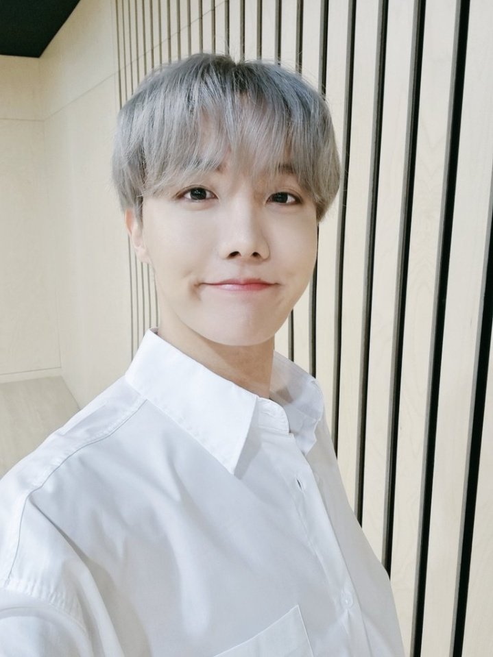 Jehope10's tweet photo. EU SOU MUITO CADELA DELE 😳 https://t.co/ieOCMGRZf1