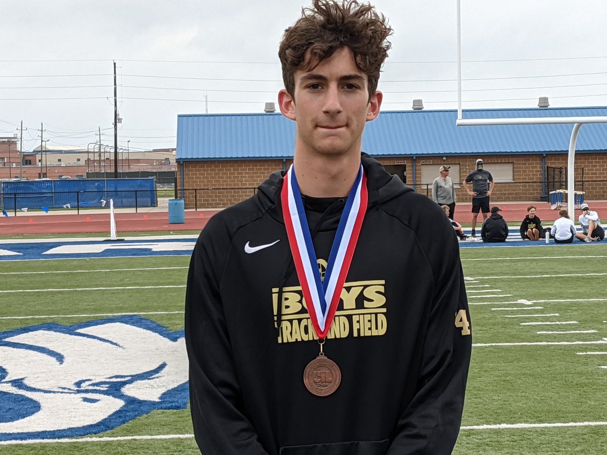 NedBoysTrack's tweet photo. Congrats to Charles Hefner on advancing to Area in the High Jump today!! 🐾 https://t.co/t2UeBEwjcI