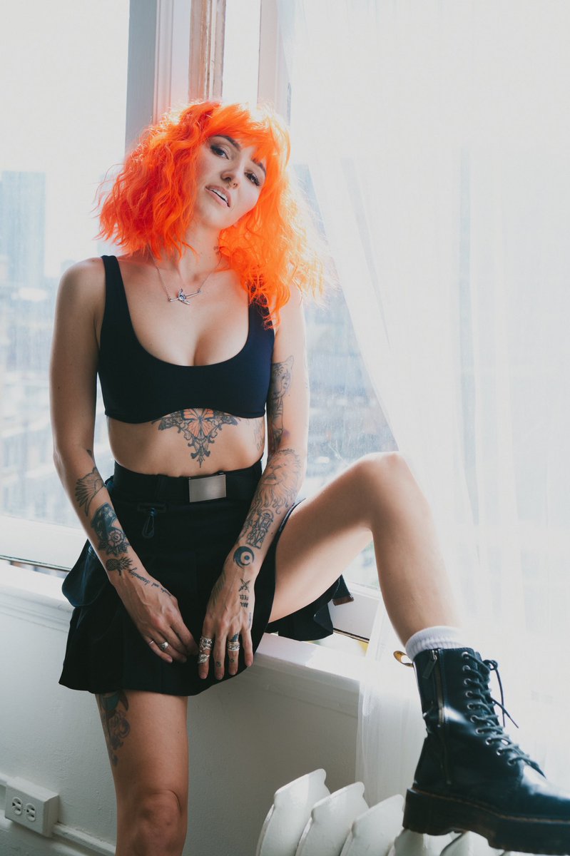 Lights tweet media