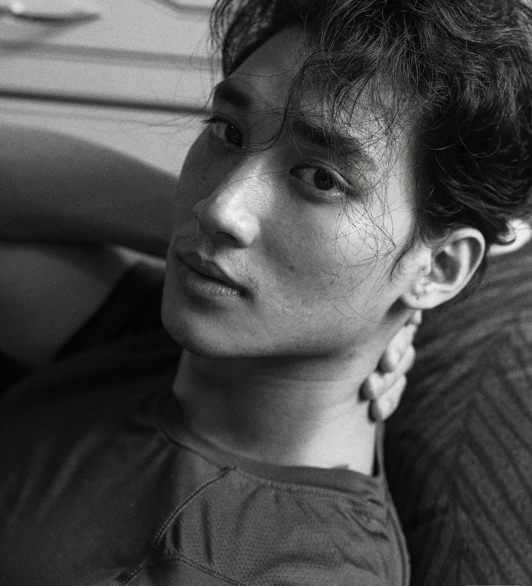 bg_rubydd's tweet photo. #PaingTakhon  is a heart-throb supermodel in and out of #Myanmar. His fame recently spreaded in SEA countries especially #Thailand and even in #China to some extent. He has been very vocal and active since beginning of the coup. He was arrested earlier at 5am #Apr8Coup by junta. https://t.co/ZPecWbGQxW