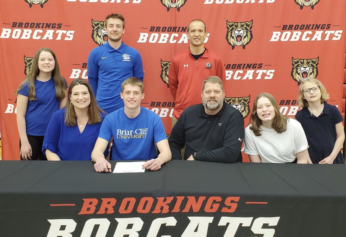 Bobcatmbb's tweet photo. Congrats to @SchefersNick on continuing his academic and basketball career at Briar Cliff. The Chargers are getting a good one!!
#ALLIN
@Bobcatath1 
@BobcatBackers https://t.co/yPSAwrhv0p