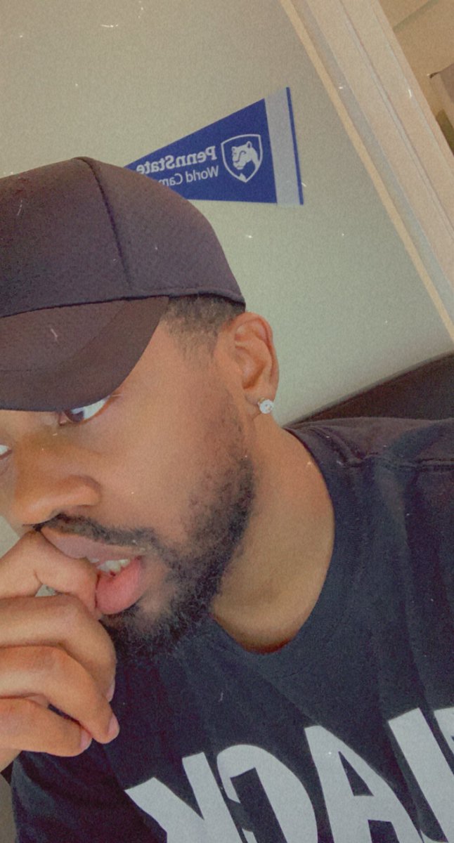 _iambryson's tweet photo. Work..school. School...work. It’s all just starting to just become one. #Consumed #WorkLife #StudentLife #PennState #UnitedAirlines #WhatWorkLifeBalance #ADayInTheLifeOfBryson #BlackAndEducated https://t.co/74zVUcH8Dt