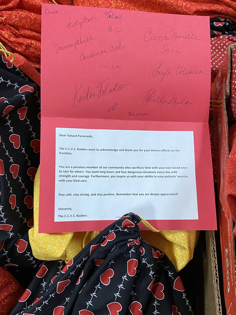 Leightonw911's tweet photo. Our Paramedics were surprised today to receive some wonderful gifts from @ccvsraiders. What an awesome gesture. @paramedicperce  @Br1anDufresne @oasismedic @EmmaLMeldrum https://t.co/LiewR2SCGI