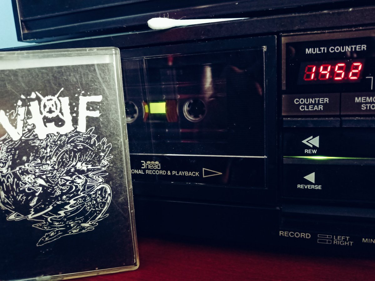 Comeback plzzz. Baru tengok sekali kot livenya