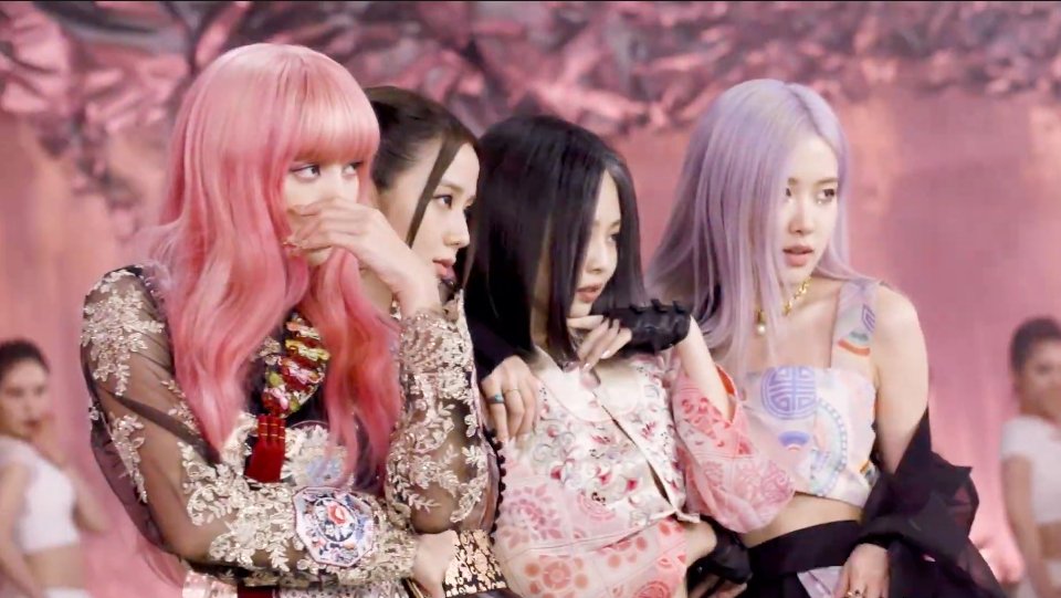 aeraphilophobia's tweet photo. I VOTE #HowYouLikeThat for #BestMusicVideo on #iHeartAwards @BLACKPINK https://t.co/J3bIZRxMFT