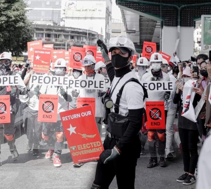 Paing Takhon, a famous celebrity in Myanmar, Thailand and China, was arrested at 5:00 am today in Yangon, while he is in his serious health condition. So far, junta has issued warrants over 100 celebrities for their anti-coup activities

#WhatsHappeningInMyanmar #Apr8Coup