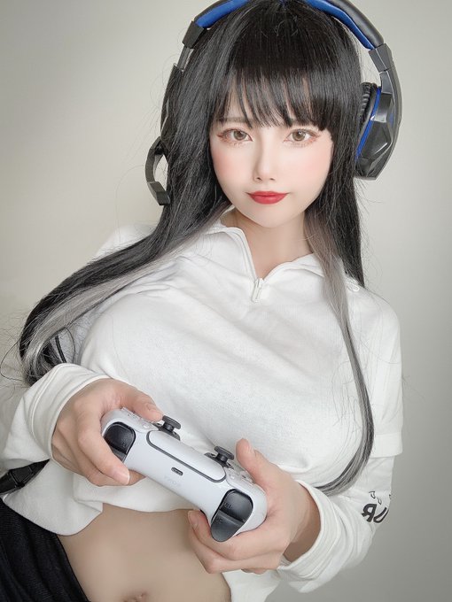 コスプレイヤーuri（うり）のTwitter画像1