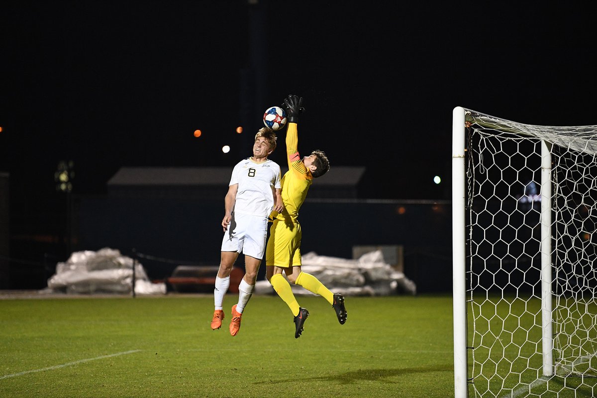 ZipsMSoc's tweet photo. Some scenes from tonight's 3-2 double overtime win past West Virginia.

@ZipsMSoc https://t.co/RJPSl7Mm38