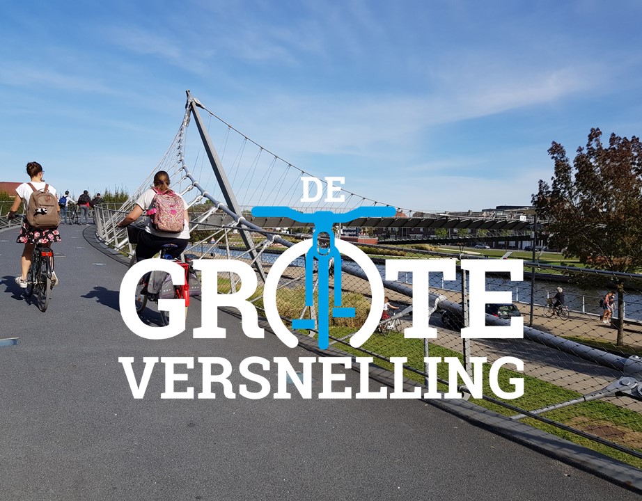 De Grote Versnelling gaat van start! Minister <a href="/LydiaPeeters/">Lydia Peeters</a> namens <a href="/vlaamseoverheid/">Vlaamse overheid</a>, gedeputeerde <a href="/tomdehaene/">Tom Dehaene</a> <a href="/vlaams_brabant/">Vlaams-Brabant</a> namens VVP en burgemeester <a href="/janvermeulenD/">Jan Vermeulen</a> <a href="/StadDeinze/">Stad Deinze</a> namens <a href="/vvsg/">VVSG</a> tekenden vandaag de #intentieverklaring. Alle info op degroteversnelling.be.