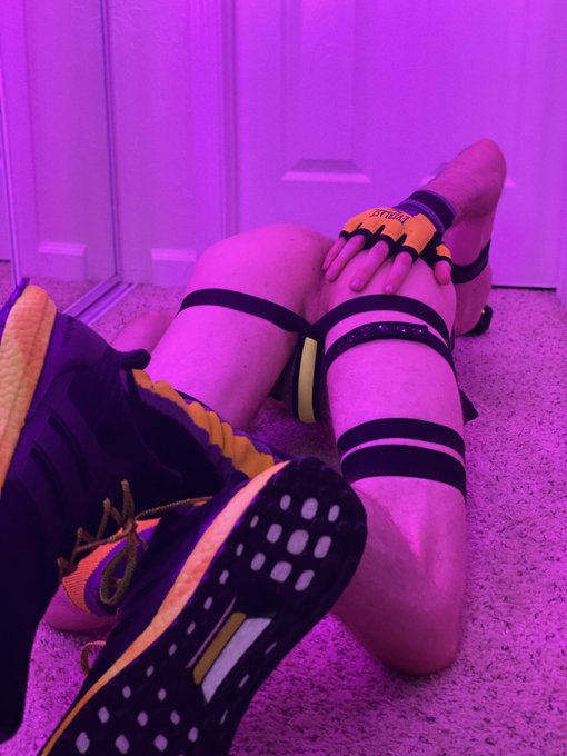 ADIDAS AND I BOUTA CHANGE THE WHOLE SNEAKER FETTISH GAME YALL #gaysneakers https://t.co/qa4k03BPoG<a href="/tag/gaysneakers"class="tags"><span>#gaysneakers</span></a>