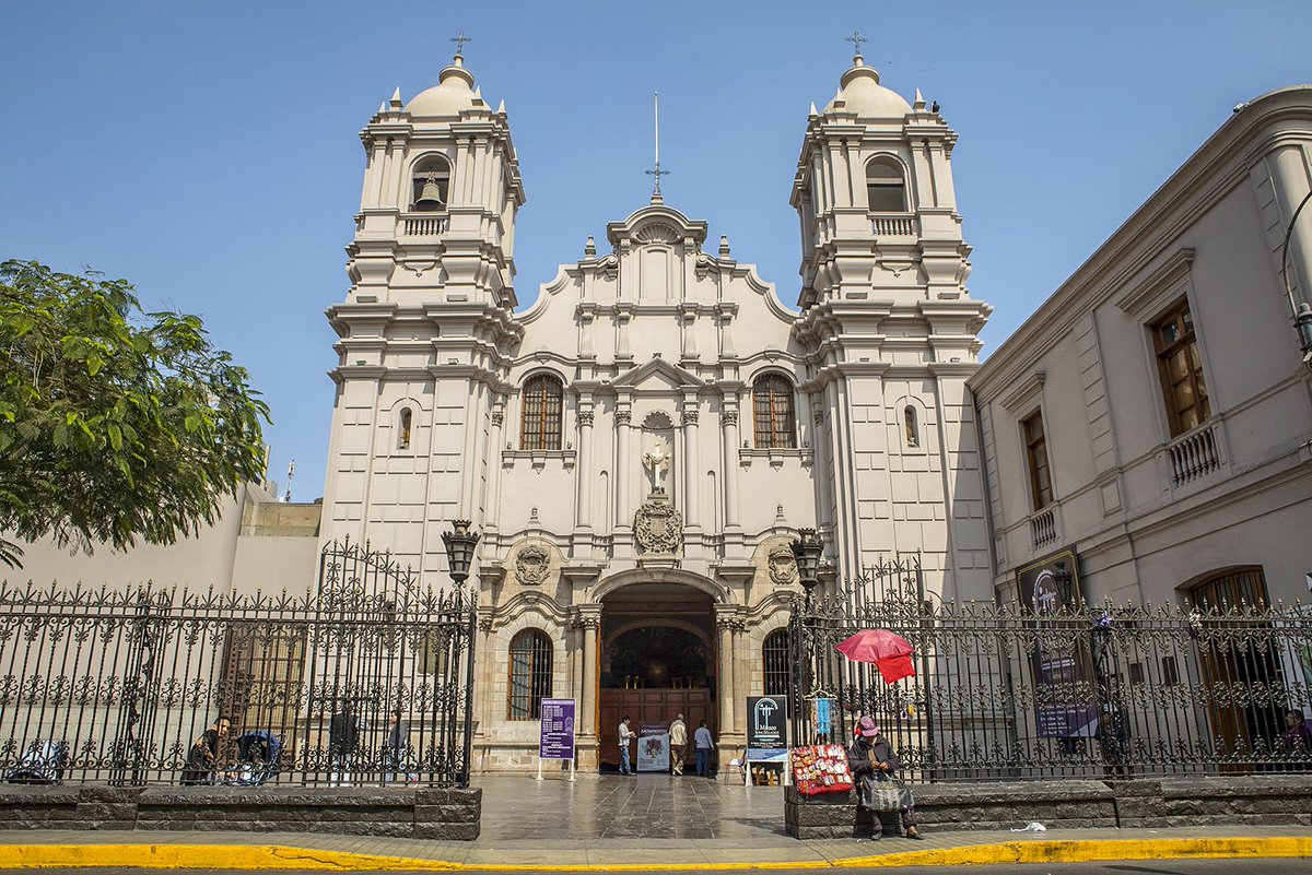 Tonight we're visiting Iglesia Las Nazarenas, the Sanctuary and Monastery of Las Nazarenas in Lima, Peru. Every year in October there is a procession in honor of the image of Señor de los Milagros (Lord of Miracles), a painting of Jesus on the cross that was painted in the......