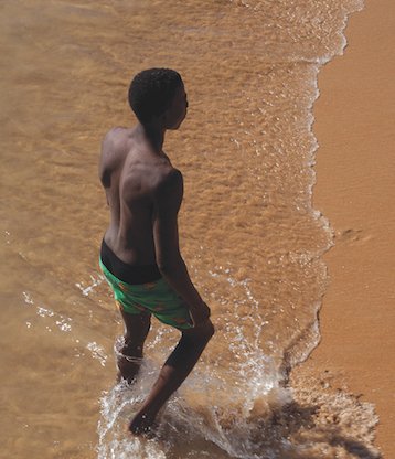 🌎 HOW ART AND CULTURE CREATE COMMUNITY - Fresh Stories on How Diaspora Art, Social Experiments, and the Aesthetics of Excess Shape Communities
 mailchi.mp/freshartintern…