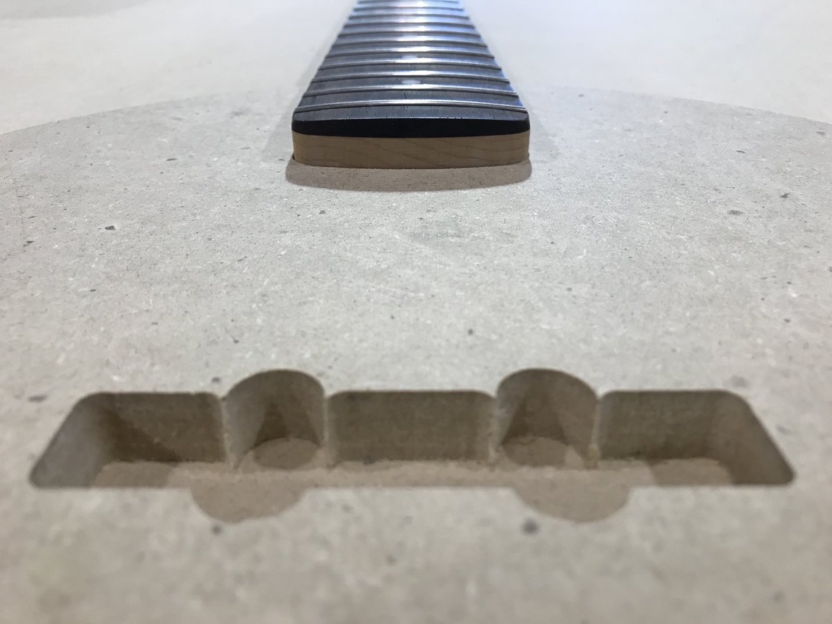 warrensworlds's tweet photo. Test fit... is good !! 🎸 #MakeSomething https://t.co/fBrMoFGZEc
