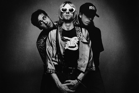 TheMusikCube's tweet photo. .@TheMusikCube LIVE from 4pm Australian Eastern/2am USA Eastern/7am UK on @947ThePulse, https://t.co/6GNc9pU0MS &amp; via @TuneIn.
Choc full of chartbusting smash hits &amp; requests.
#4Sides - @Nirvana.#2Scoops - @Offspring.
#requests Your calls on (03) 5222 5947.
Don't miss it!!! https://t.co/j2S8F7ki96