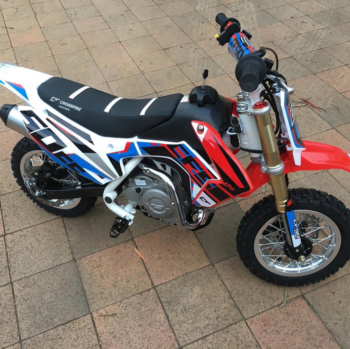 MickDehlsen05's tweet photo. After a long wait my nieces motorbike has finally arrived!!๐
๐
#Crossfire #Cf50 #Temora #Rangeview #Xmas2020 https://t.co/rnpMwXu7AE