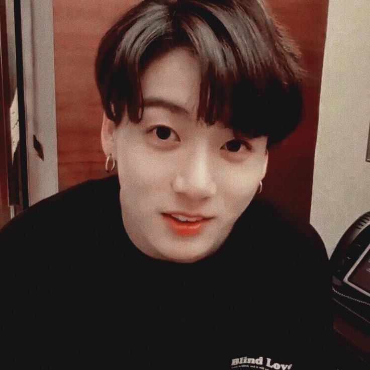life is good when you got what you need.

— Ganta Adipati as Jeon Jungkook
                       01 September 1997