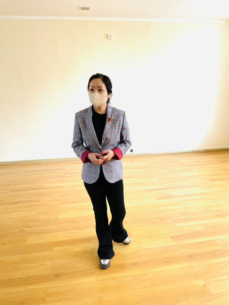 Шинэ бизнес эхлүүлж байгаан.

Ээж маань чи ер нь юу хийгээд яваад байна би өөрөө газрыг чинь очиж шалгана гээд ирж үзэв ❤️ 

Энерги нь таалагдаж байна болно болно ингэнээ 🥰