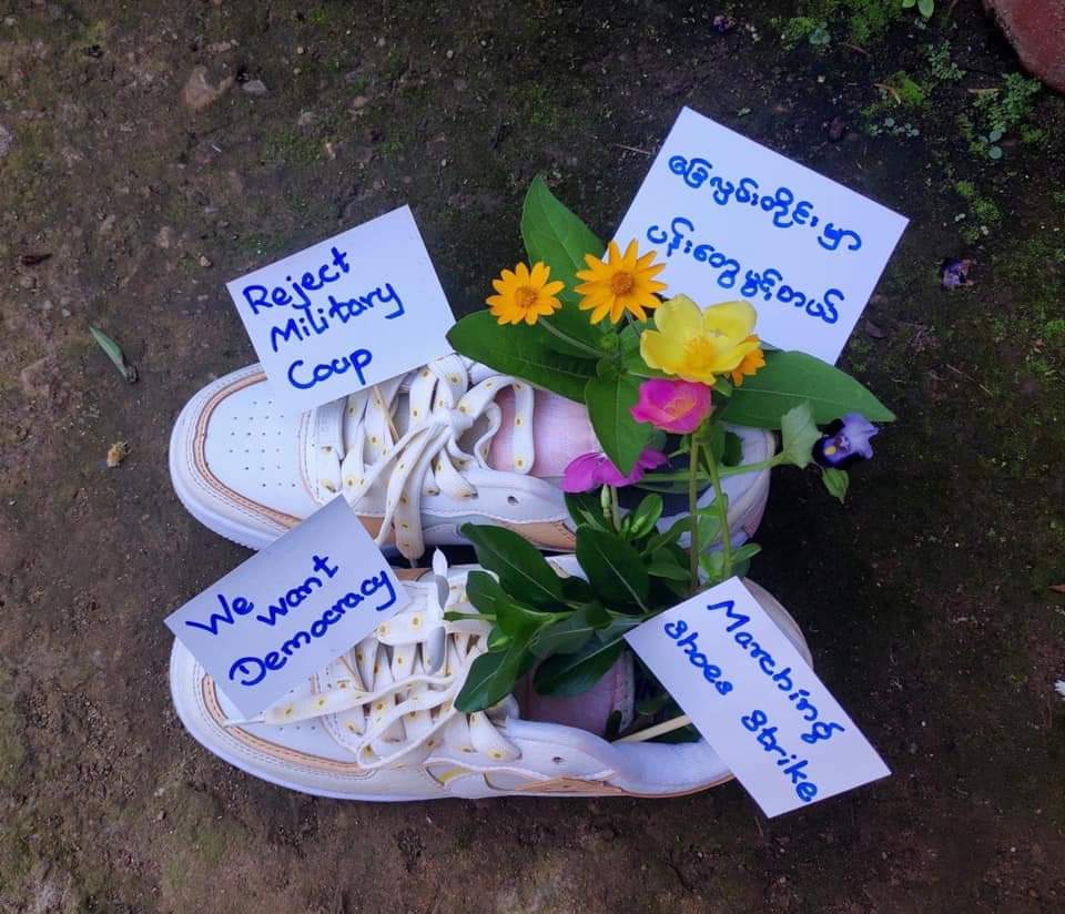 wutt_pwint's tweet photo. Flowers bloom every step of the way. We’ve already lost over 500 heroes but their spirits live through us. We will continue to march on and fight for our freedom until we win.

IN HONOR OF OUR HEROES.
#MarchingShoesStrike #WhatsHappeningInMyanmar
#Apr8Coup https://t.co/afYK53nGR0