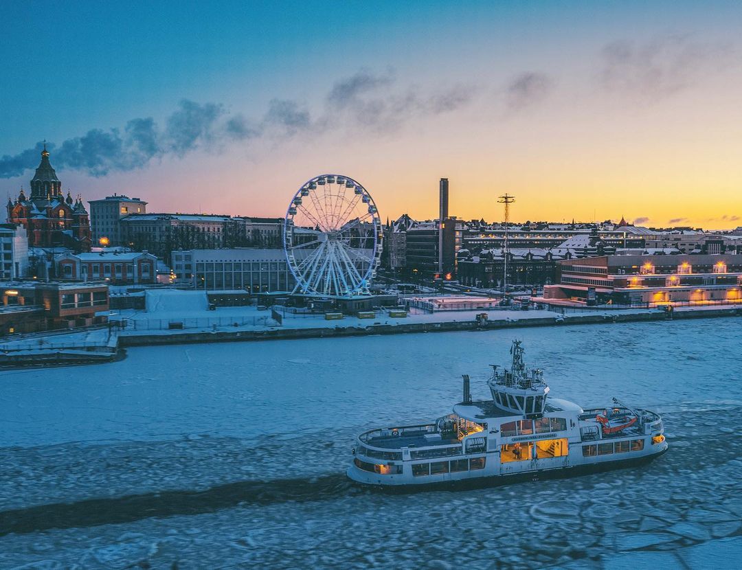 Helsinkiwheel's tweet photo. Spring mornings.✨
📸 Tim https://t.co/wyHwpYis8Z