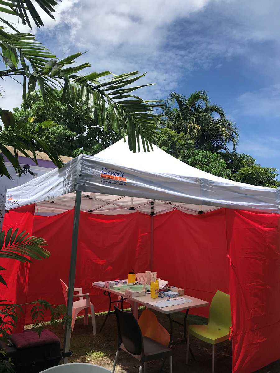 ETHOSII's tweet image. Thinking of this time last week when we were on our first interstate campaign since 2019 ☀️Thank you, Youth Link Cairns! We enrolled 80 participants over 4 days. That's 80 HCV RNA tests administered in the most tropical point-of-care testing station to date🌴