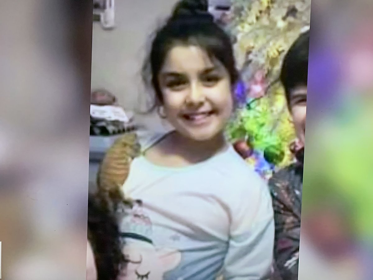 henrykleeKTVU's tweet photo. UPDATE: $1.4M bail each for stepmother Crystal Diaz &amp; father Rene Diaz, Rodeo couple charged by @ContraCostaDA w/torture, mayhem &amp; child abuse of their 11yo daughter Annai, who died. DA says she suffered bruises &amp; branding that led to burns. Cause of death under investigation https://t.co/3jKq9vX1zD