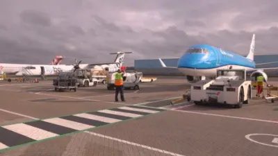 nigeltargett's tweet photo. @Saints_Mike7167 @SOU_Airport fights to survive and this will give investment, jobs and a future for many. The jets that will be allowed to land will be quieter and more efficient - let progress happen! #SOUYES https://t.co/Qb1rXEU5HK