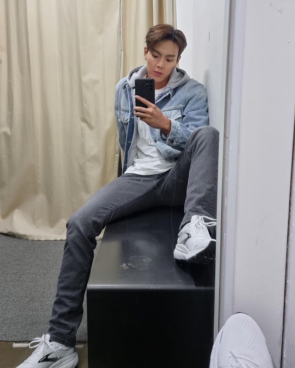 shownu really went :

hello im                                hello im
newbie                                  daddy