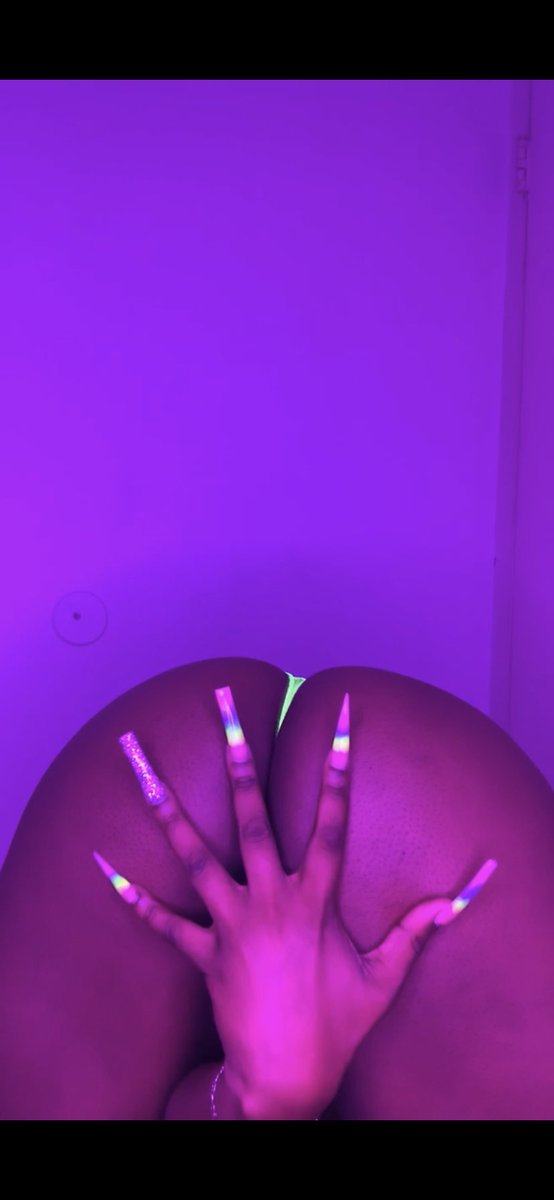 BoujeeRi's tweet photo. link in bio 😉 https://t.co/i5smnbXhNF