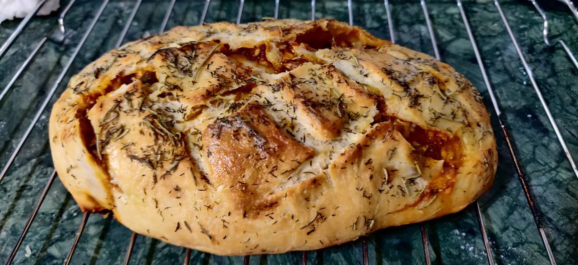 ZParwal's tweet image. #stuffedbread #breakfast 
When free During the #lockdown, try to find something to occupy yourself. #mentalhealth and #business both are suffering lately. Find your blessings, be grateful, #bekind. #takecareofyourself ❤️
#love #everydayindia