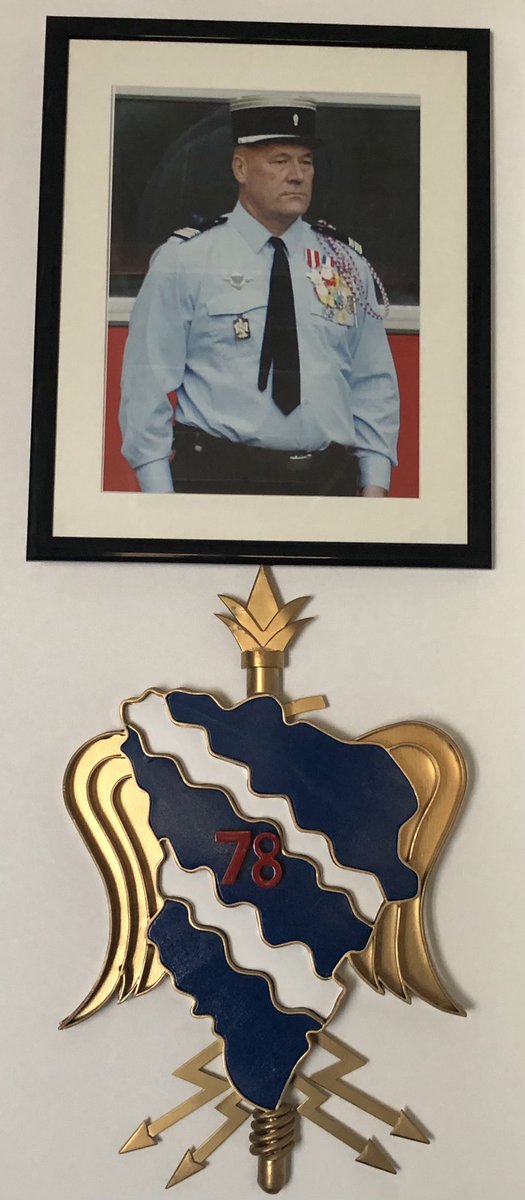 ArnaudW78's tweet photo. #stillpresent @pompiers78 @FDNY @LegionEtrangere https://t.co/e06yJQjPjp