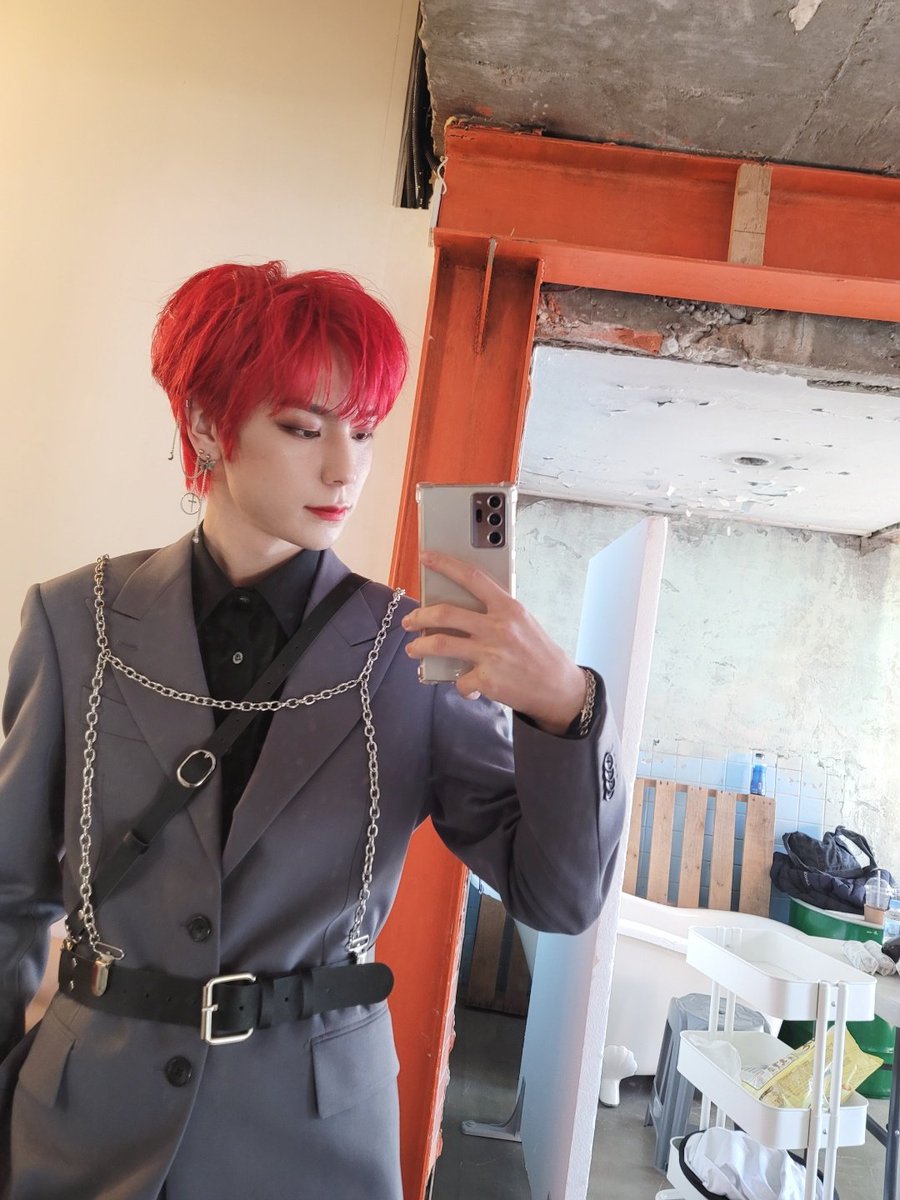 OmegaX_members's tweet photo. [#OX]

프로필 촬영 사진도 아직 남아있다!!!

#OMEGA_X #오메가엑스 #제현 https://t.co/itxuD2eIQ1