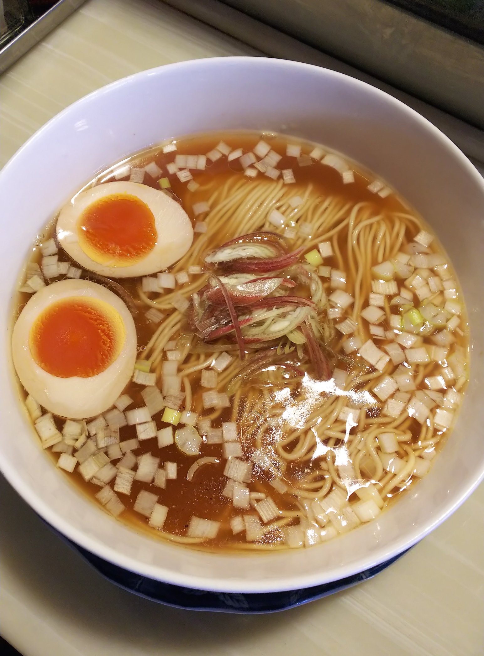 تويتر 奥山博之 على تويتر みのり台 麺割烹 亀壱 久しぶりの訪問 トンカツやりだしてから初なので カツ丼と素ラーメンのセット 美味しかった 友達に美人のみのりちゃんがいるので笑ってしまった みのり台美味しいラーメン みのり台美味しいとんかつ