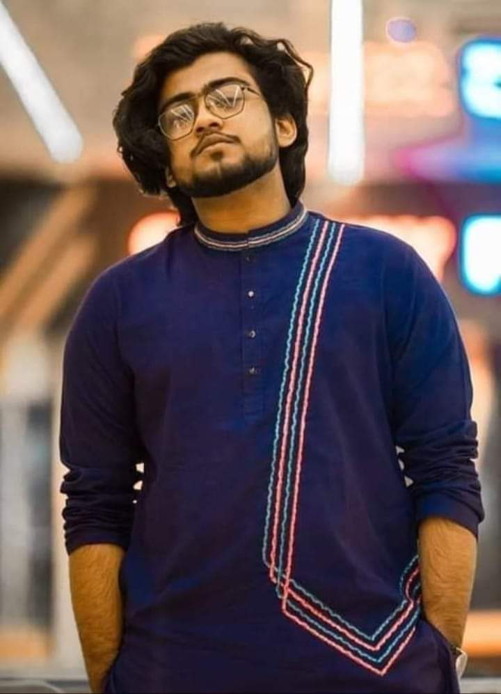 MasudMiaa's tweet photo. পুলিশ গাড়িতে ওঠ... গায়ে পাঞ্জাবি,মুখে দাড়ি মাথায় বড় চুল, 
তুই হেফাজত,  না স্যার আমি হিন্দু,
পায়জামা খোল প্রমাণ দেখা? 

এটা ৯০% মুসলমানের দেশ স্বাদীন 
পাকিস্তানী পুলিশলীগ!

#_Facebook এক হিন্দু ভায়ের পোস্টে https://t.co/FuUl3nmZvh