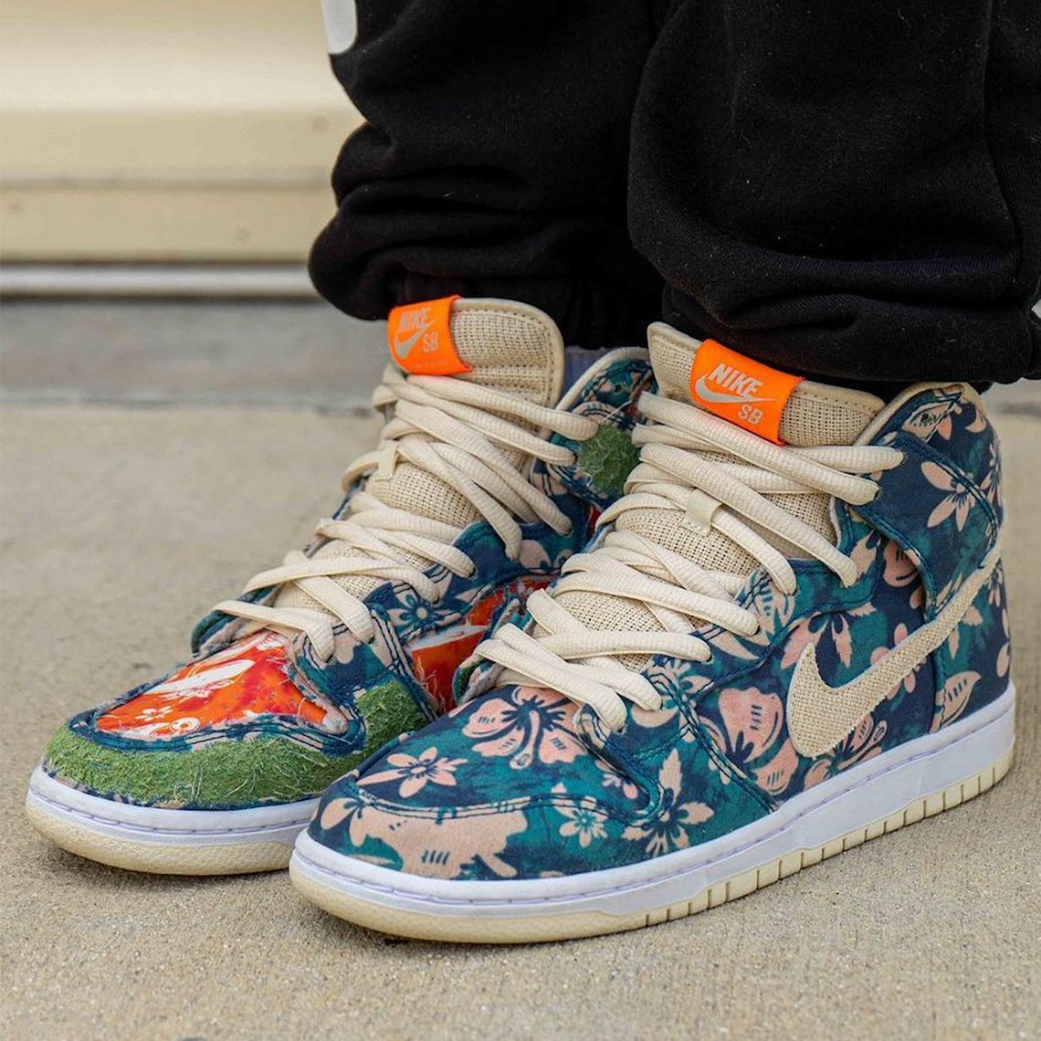 MerryChirt's tweet photo. Nike SB Dunk High "Hawaii"
Release Date: 2021
Color: Sail/Blue/GreenAqua

Mens: $120
Style Code: CZ2232-300
https://t.co/dNLPSyGtAQ https://t.co/Z7biGiNUrD